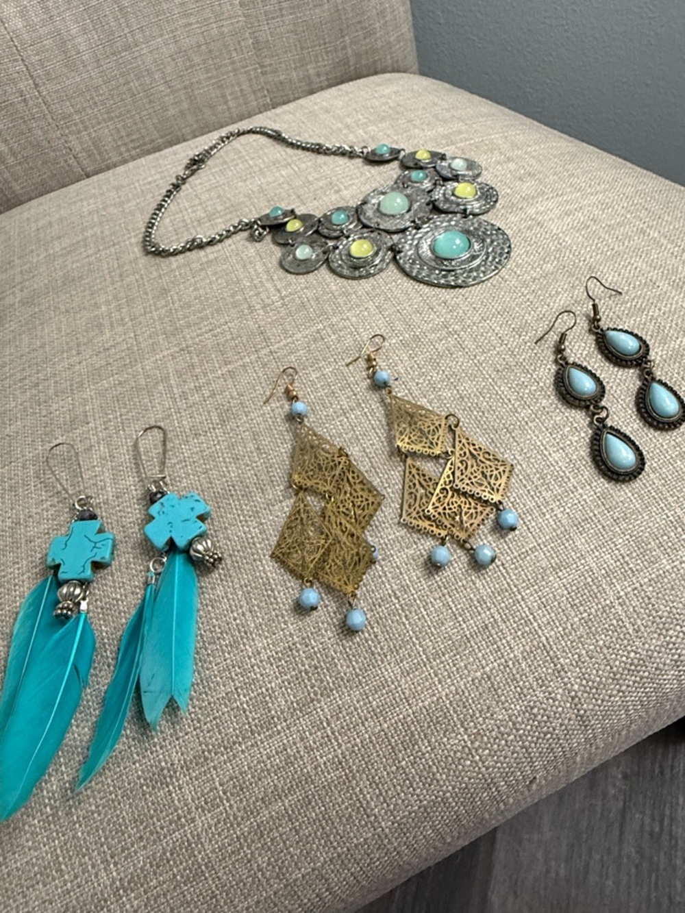 Jewelry bundle - Picture 7 of 8